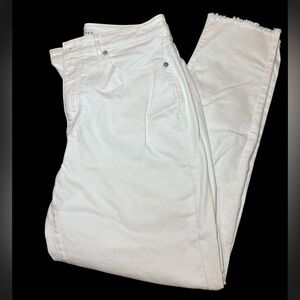 Loft white skinny jeans size 8